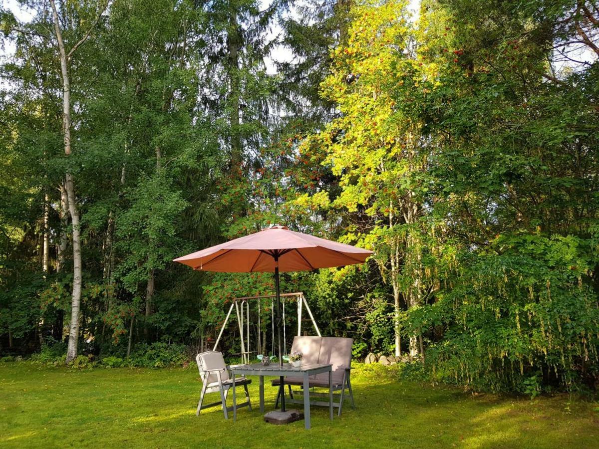 Lovely, Spacious Apartment With Free Parking Sandviken Extérieur photo